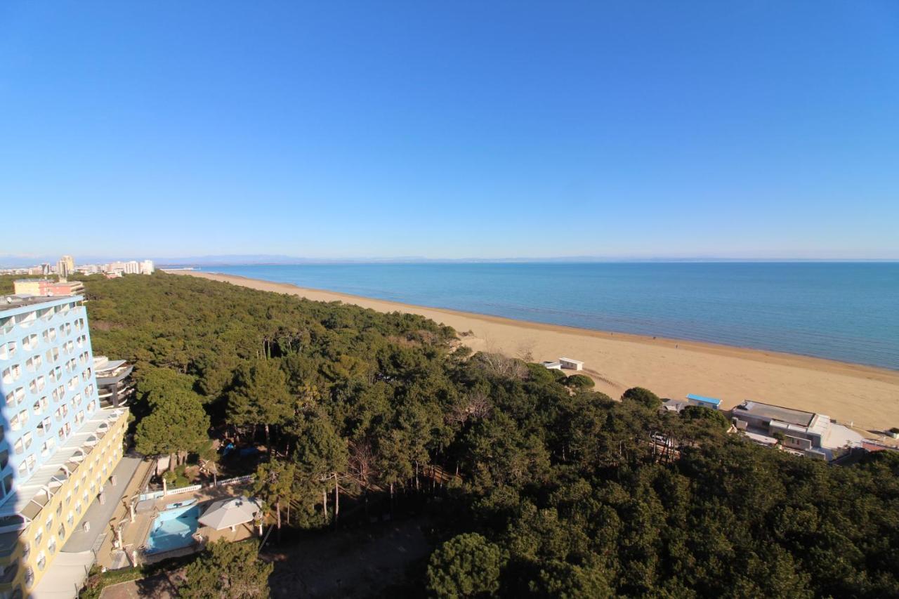 Residence Excelsior Lignano Sabbiadoro Exterior foto